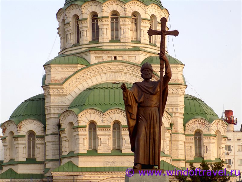 Собор Святого Владимира в Астрахани