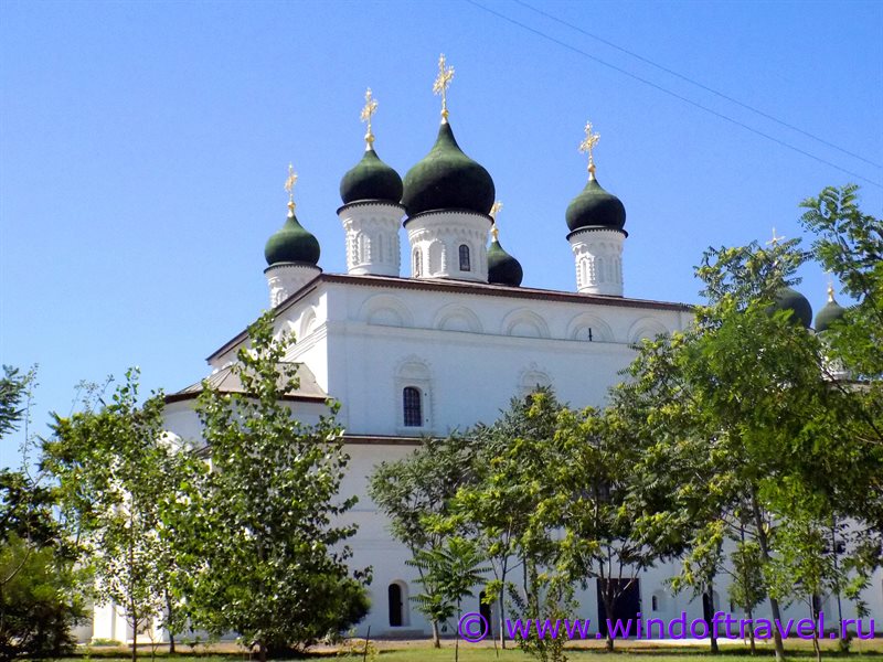 Троицкий собор кремля в Астрахани