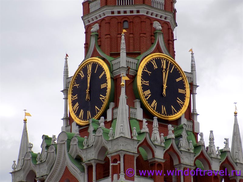 Спасская башня Кремля в Москве